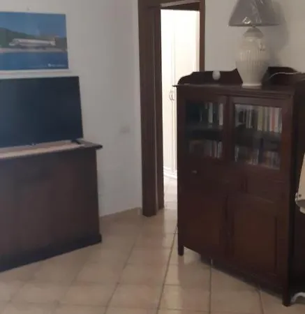 Barcellona Street Apartment